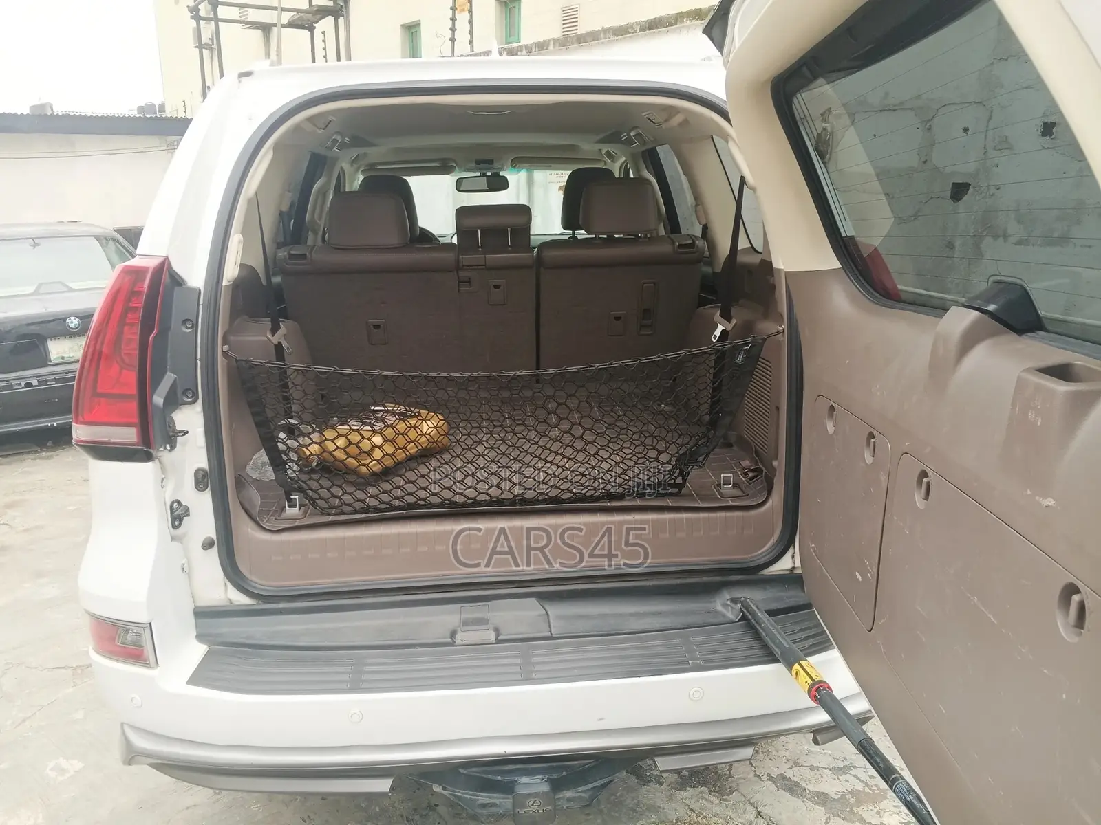 Lexus GX 2012 White