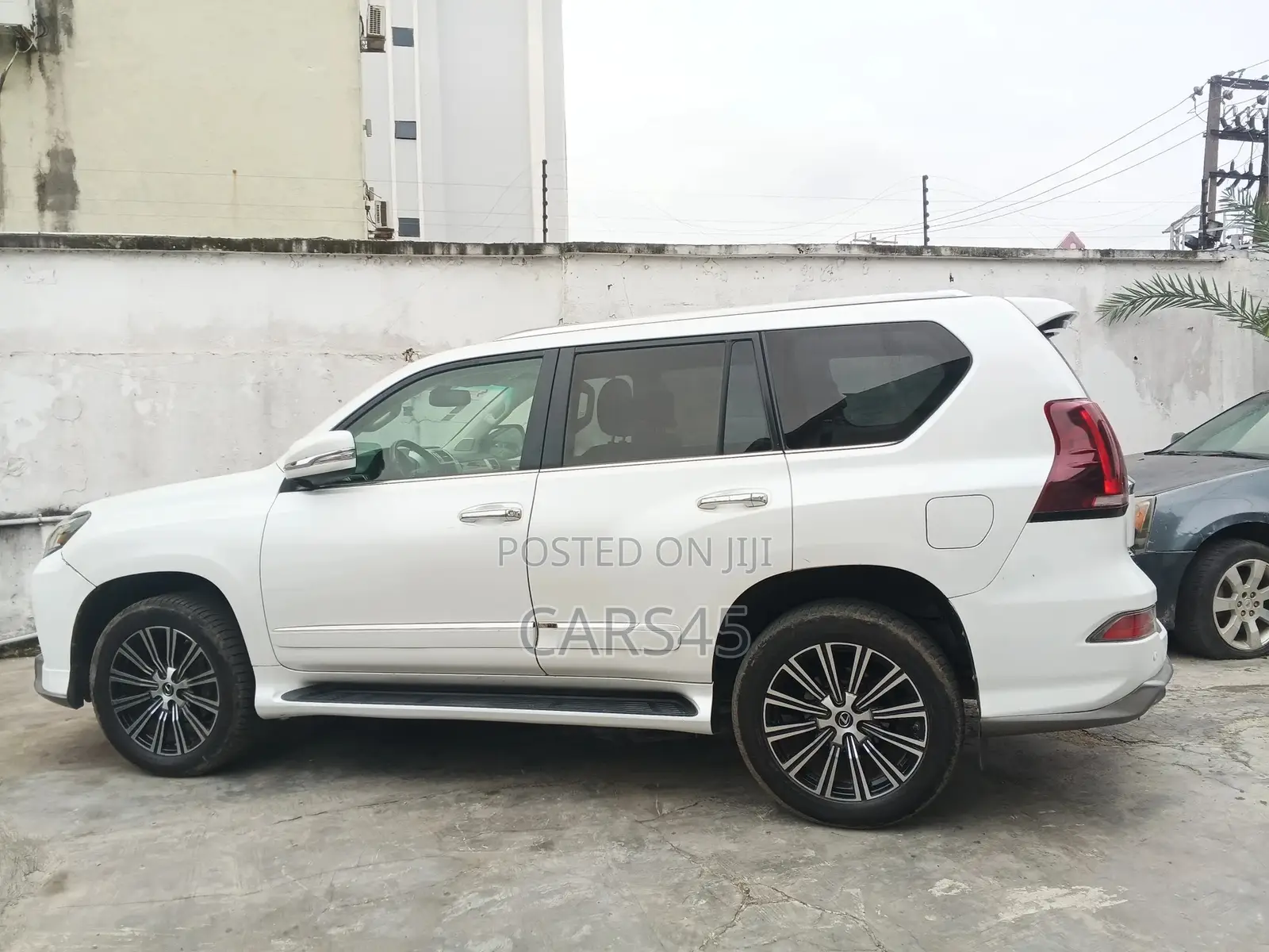 Lexus GX 2012 White