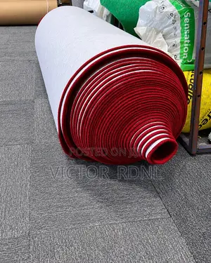 Hall Way Wall to Wall Rug
