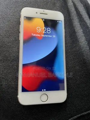 Apple iPhone 7 32 GB Gold