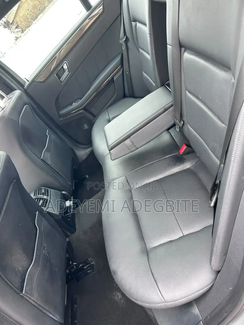 Mercedes-Benz E-Class 2010 Gray