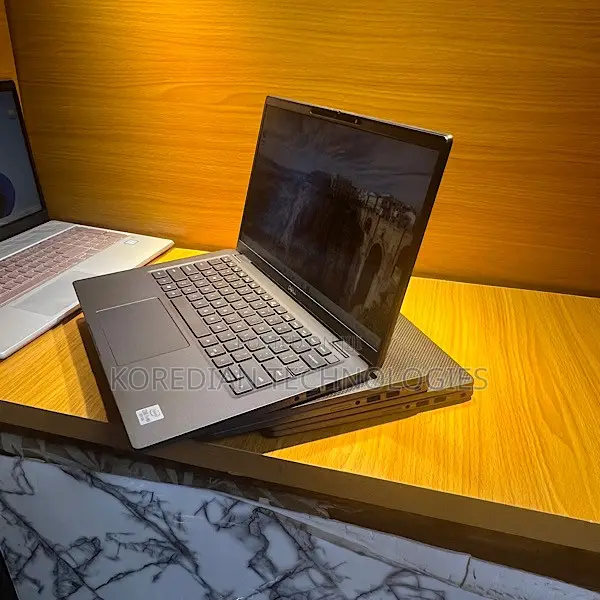 Laptop Dell Latitude 7410 16GB Intel Core i7 SSD 256GB