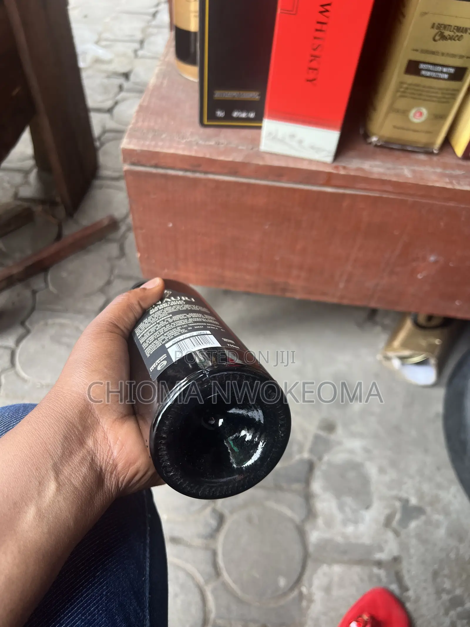 Azunari Red Wine