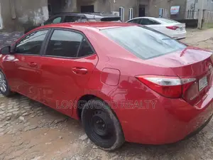 Toyota Corolla 2015 Red