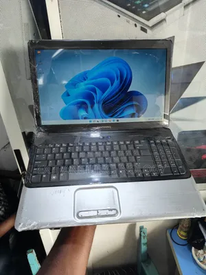 Laptop HP Compaq Presario CQ61 4GB Intel Core 2 Duo HDD 320GB