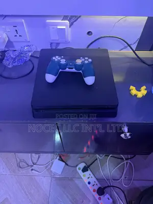 PlayStation 4