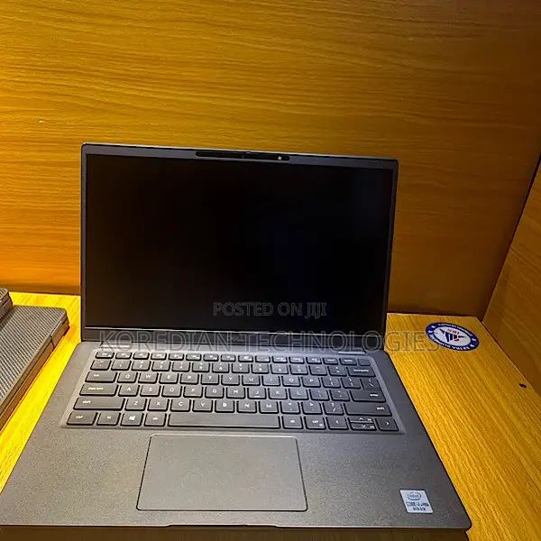Laptop Dell Latitude 7400 8GB Intel Core i7 SSD 256GB