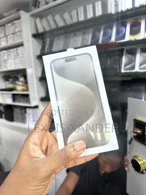 New Apple iPhone 15 Pro Max 256 GB Graphite
