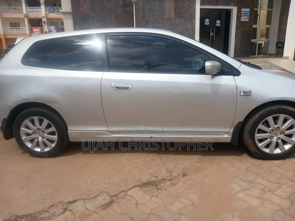 Honda Civic 2006 Silver