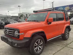 Tank 300 2024 Orange