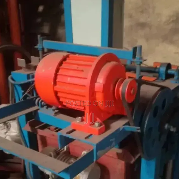 Brand New Shengya Blocks and Interlocking Moulding Machine