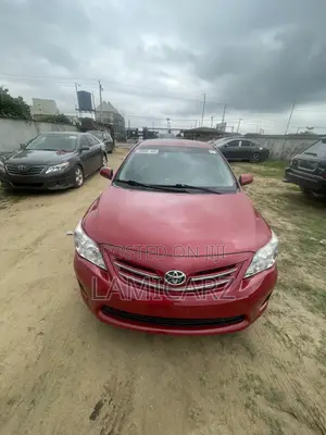 Toyota Corolla LE 4dr Sedan (1.8L 4cyl 4A) 2013 Red