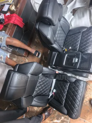 High Quality Certified Complete Brand New Captain VIP Seat LC300 LX600