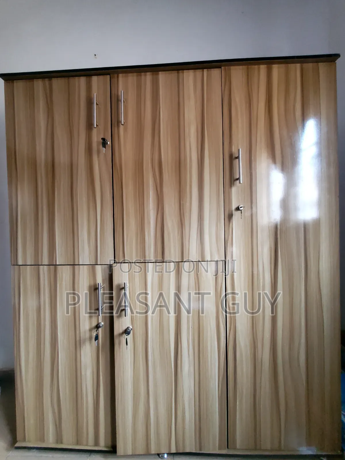 Large Bedroom Wardrobe