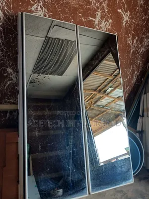 Smooth Aluminium Frameless Transom Window