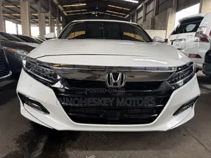 Honda Accord Sport 2.0T 2018 White