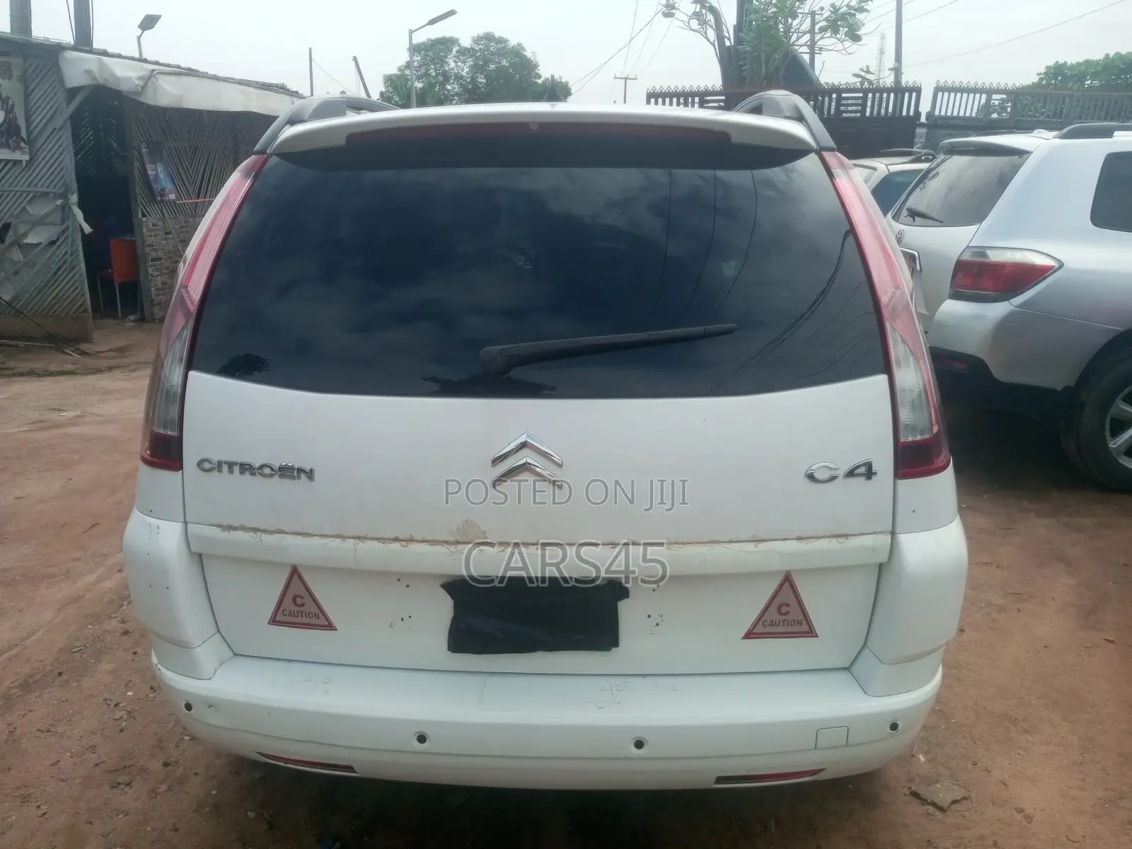 Renault Juva 2009 White