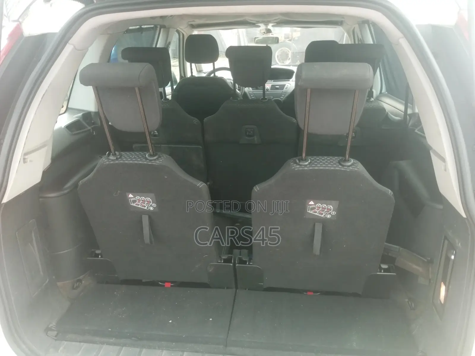 Renault Juva 2009 White