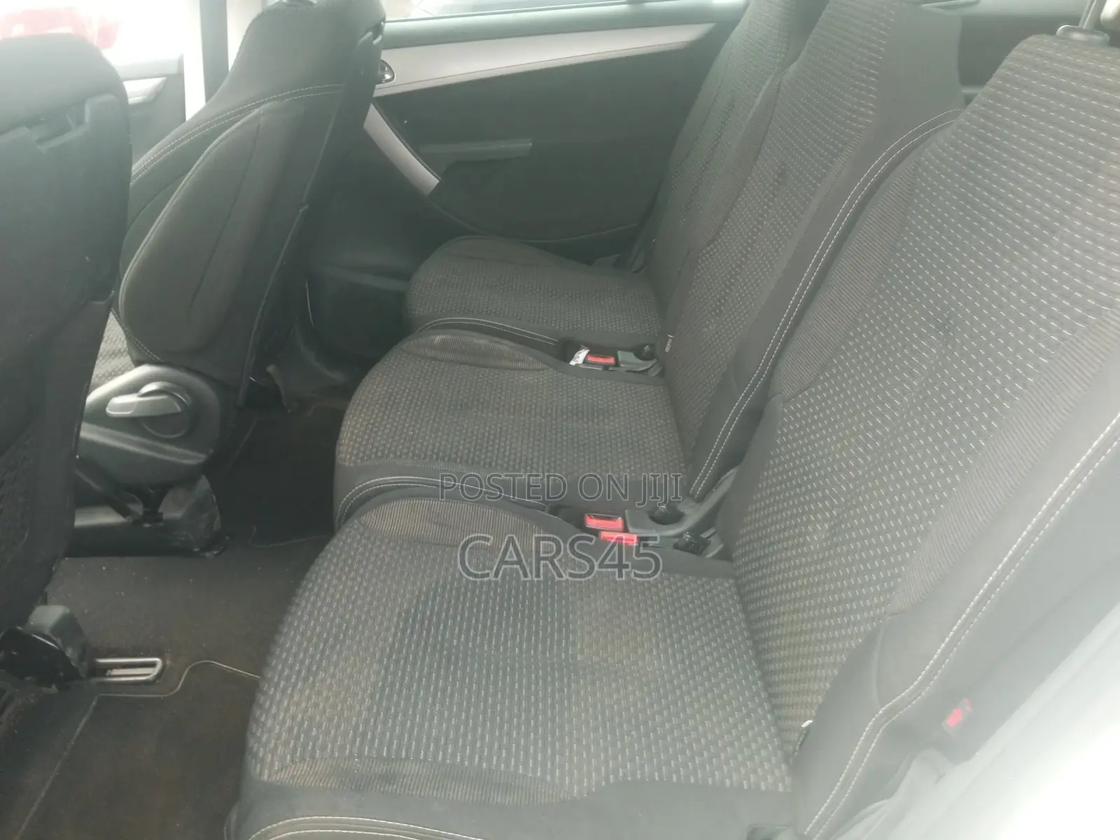 Renault Juva 2009 White