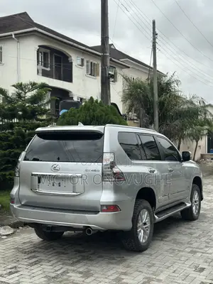 Lexus GX 460 Base 2017 Silver
