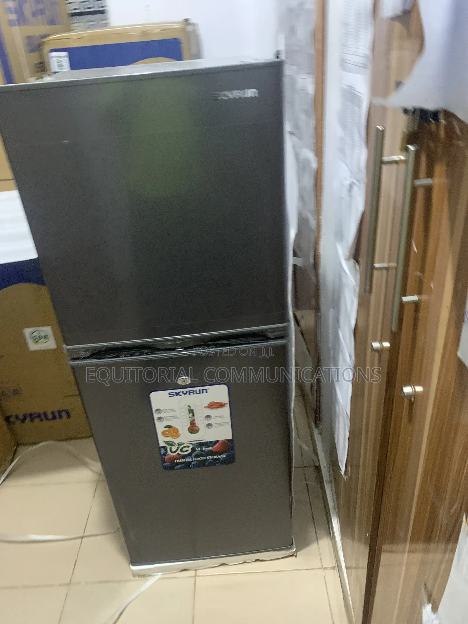 Skyrun 195L Efficient Home Refrigerator
