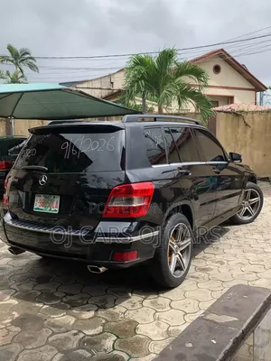 Mercedes-Benz GLK-Class 2011 Black