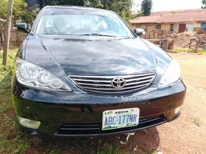 Toyota Camry LE 4dr Sedan (2.4L 4cyl 5A) 2005 Black