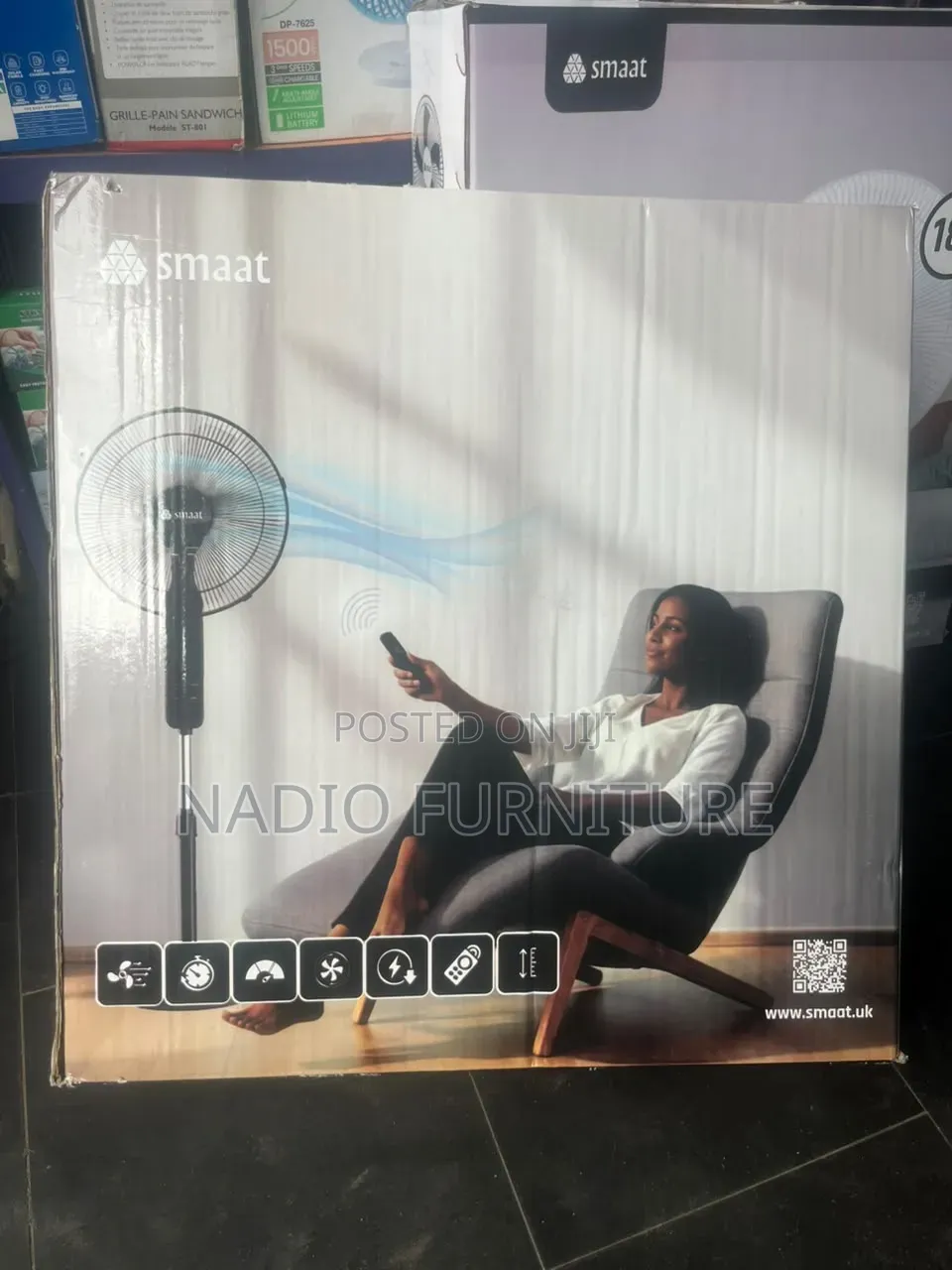 18" Digital Smaat Fan With Remote