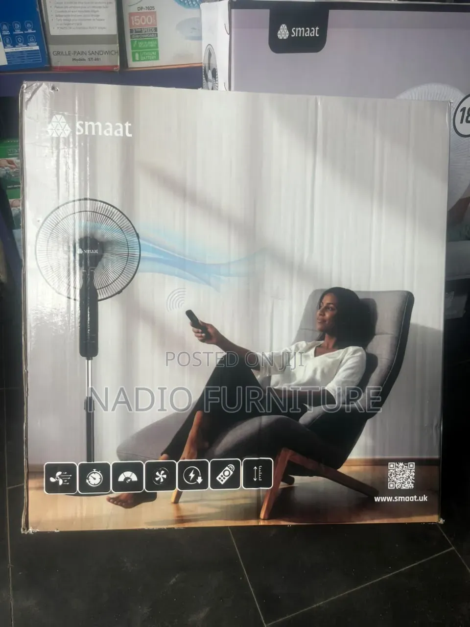 18" Digital Smaat Fan With Remote