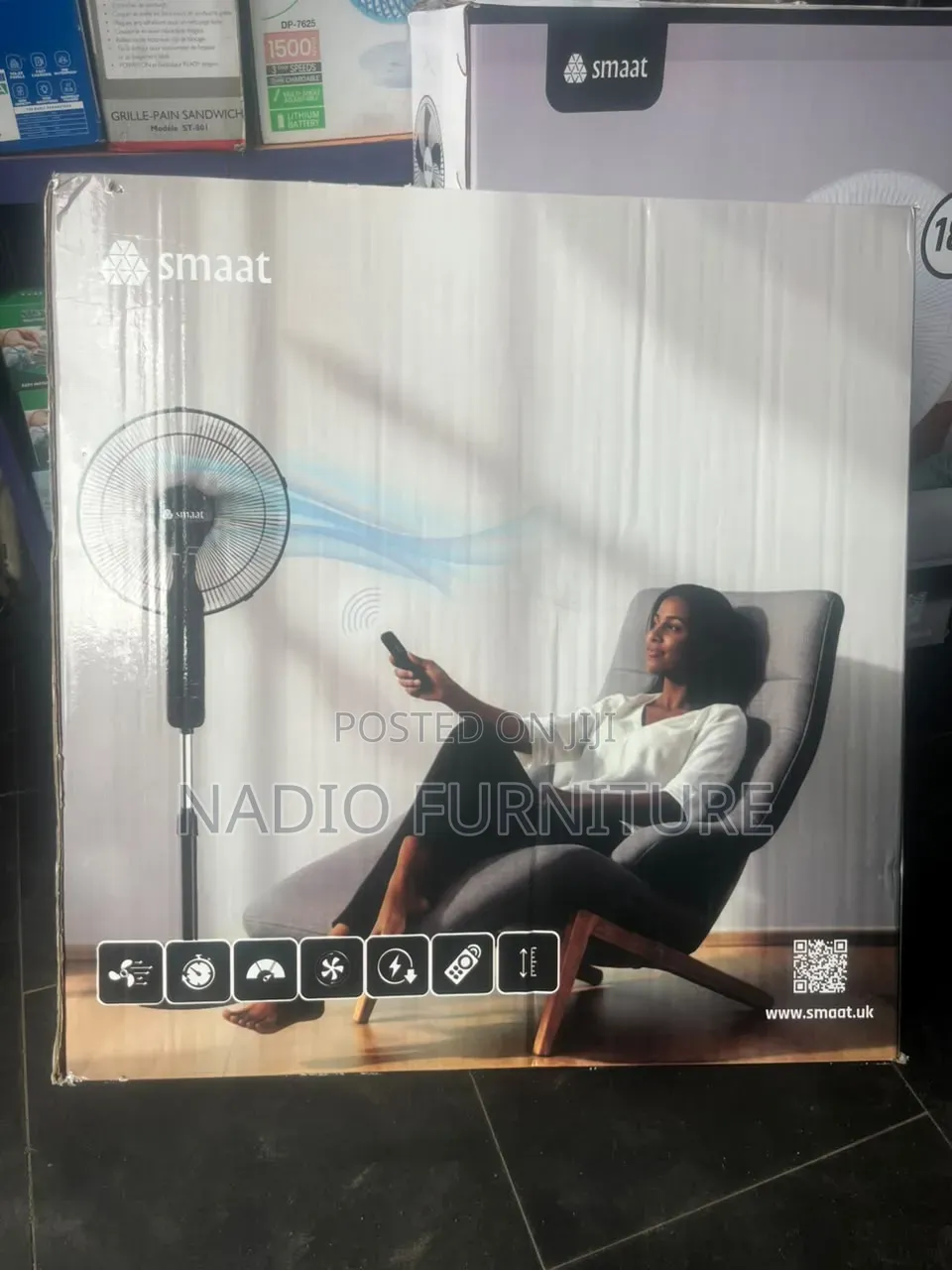 18" Digital Smaat Fan With Remote