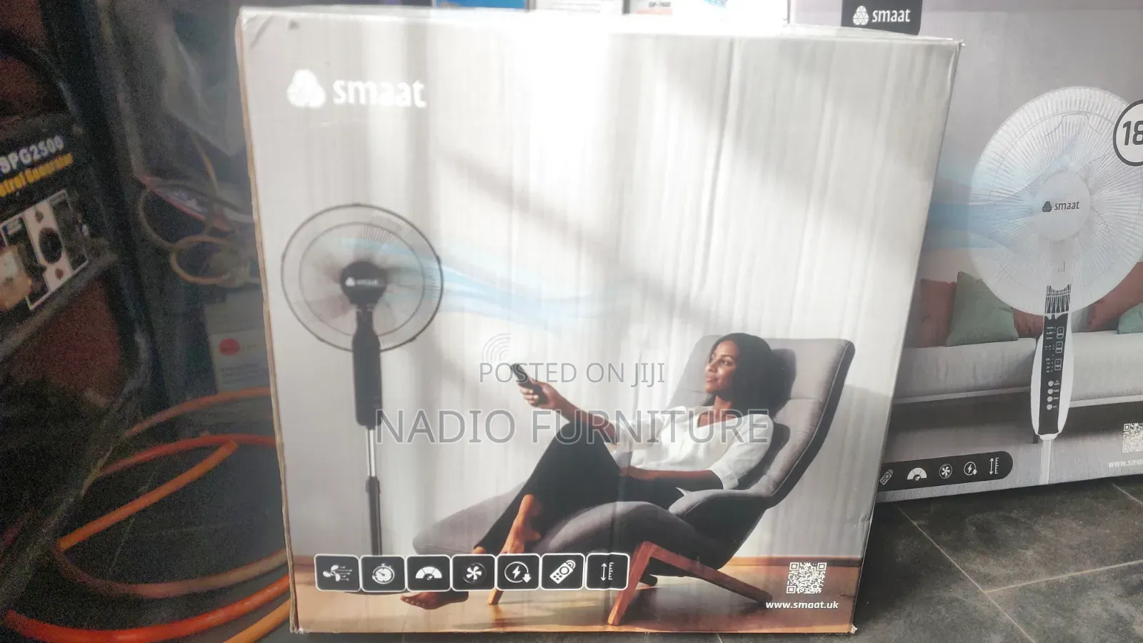 18" Digital Smaat Fan With Remote
