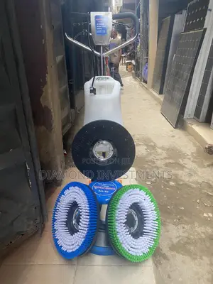 Floor Scrubbing Machine