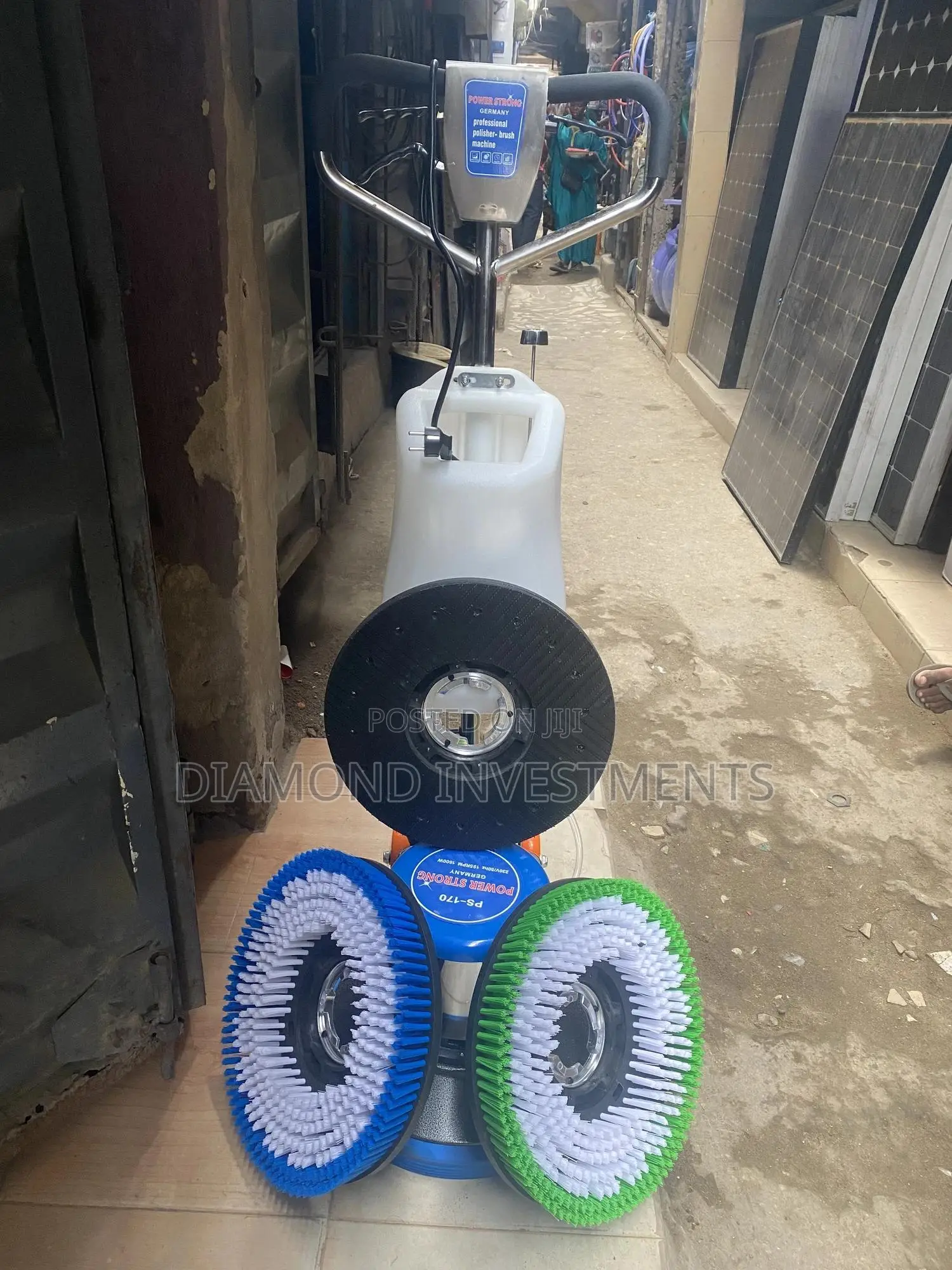 Floor Scrubbing Machine