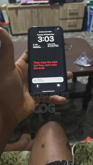 Apple iPhone XR 64 GB Black