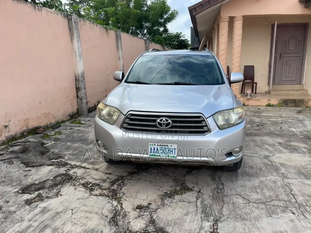 Toyota Highlander 2010 Silver