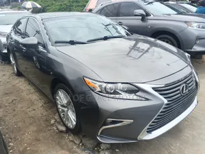 Lexus ES 2015 Gray