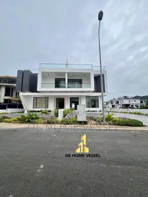 5bdrm Duplex in Ikate for sale