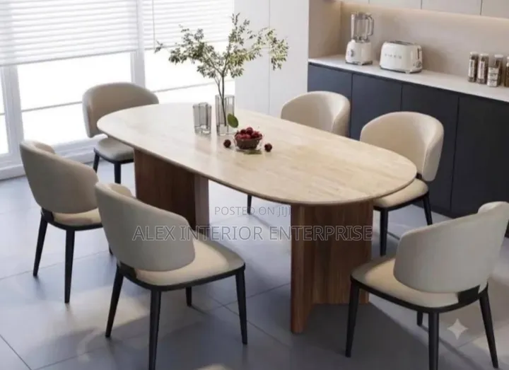 Exclusive 6 Seater Dinning Set