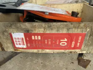 Toyo Vertical Lifting Plate Clamp 10ton