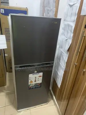 Skyrun BCD195HS 195L Spacious Refrigerator for Modern Homes