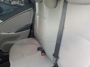 Hyundai Accent GLS 4dr Sedan (1.6L 4cyl 6M) 2014 Silver