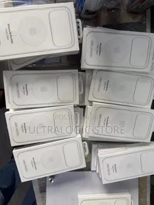 Original Apple iPhone 18 Pro and 18 Pro Max Clear Case With MagSafe