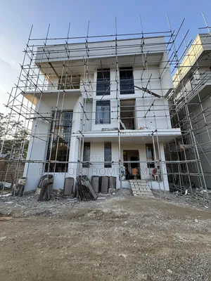 5bdrm House in Gra Ikeja for sale