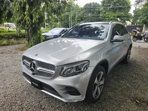Mercedes-Benz GLC-Class 2017 Silver