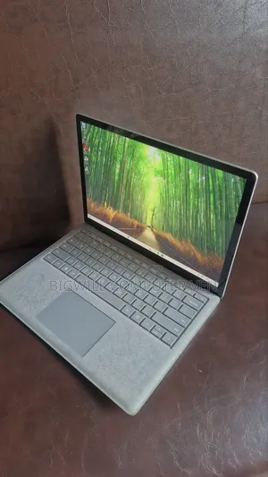 Laptop Microsoft Surface Laptop 2 8GB Intel Core i7 SSD 256GB