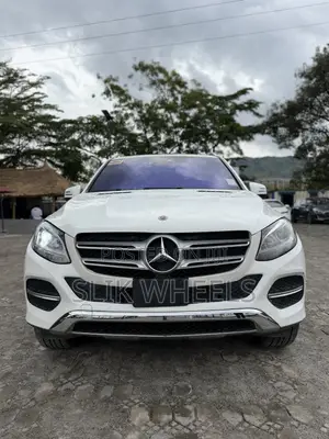 Mercedes-Benz GLE-Class GLE 350 2017 White