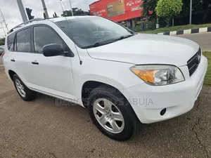 Toyota RAV4 2.4 2008 White