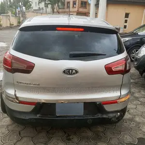 Kia Sportage 2011 Silver