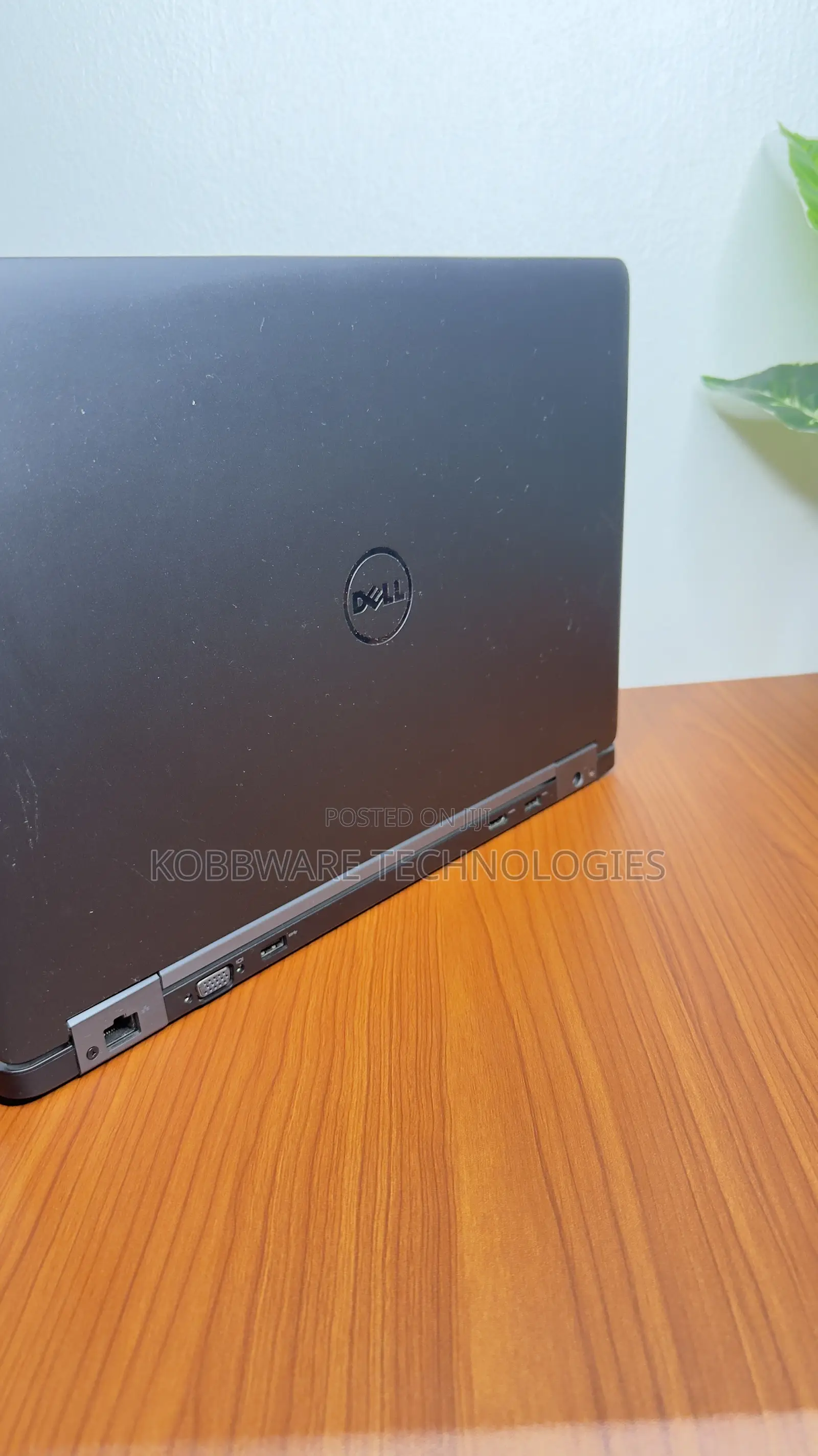 Laptop Dell Latitude 5550 8GB Intel Core i5 SSD 256GB