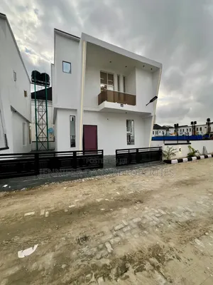4bdrm Duplex in Ikota for sale